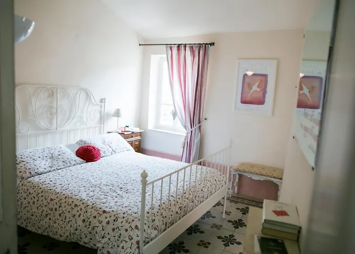 Bb Le Gemme Bed & Breakfast 4*